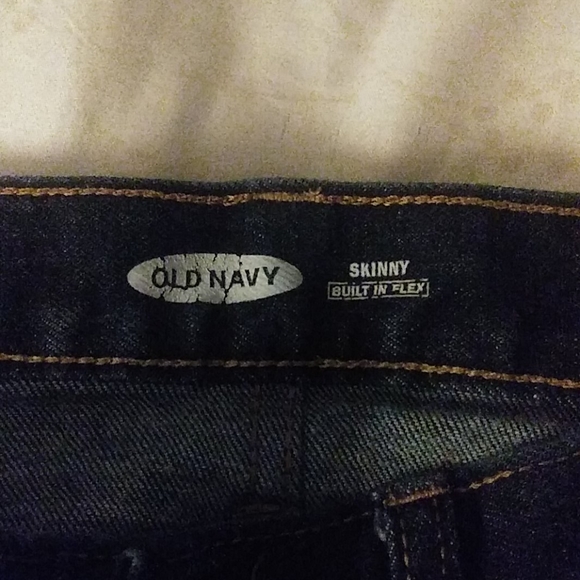 Dark blue skinny jeans w/built 8n flex - Picture 2 of 3